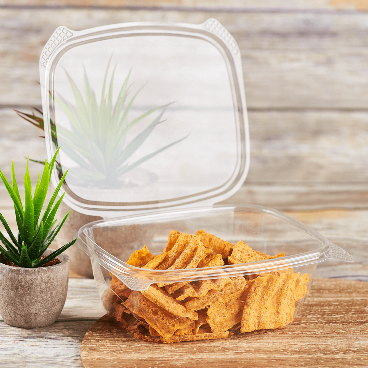 https://www.restaurantsupplydrops.shop/wp-content/uploads/1689/33/check-out-our-exciting-range-of-compostable-32-oz-hinged-deli-containers-eco-friendly-oversized-hinged-deli-boxes-200-count-karat-unique-designs-you-wont-find-anywhere-else_3.png